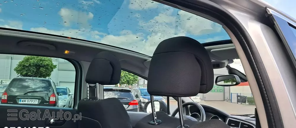 PEUGEOT 3008 120 VTi Premium