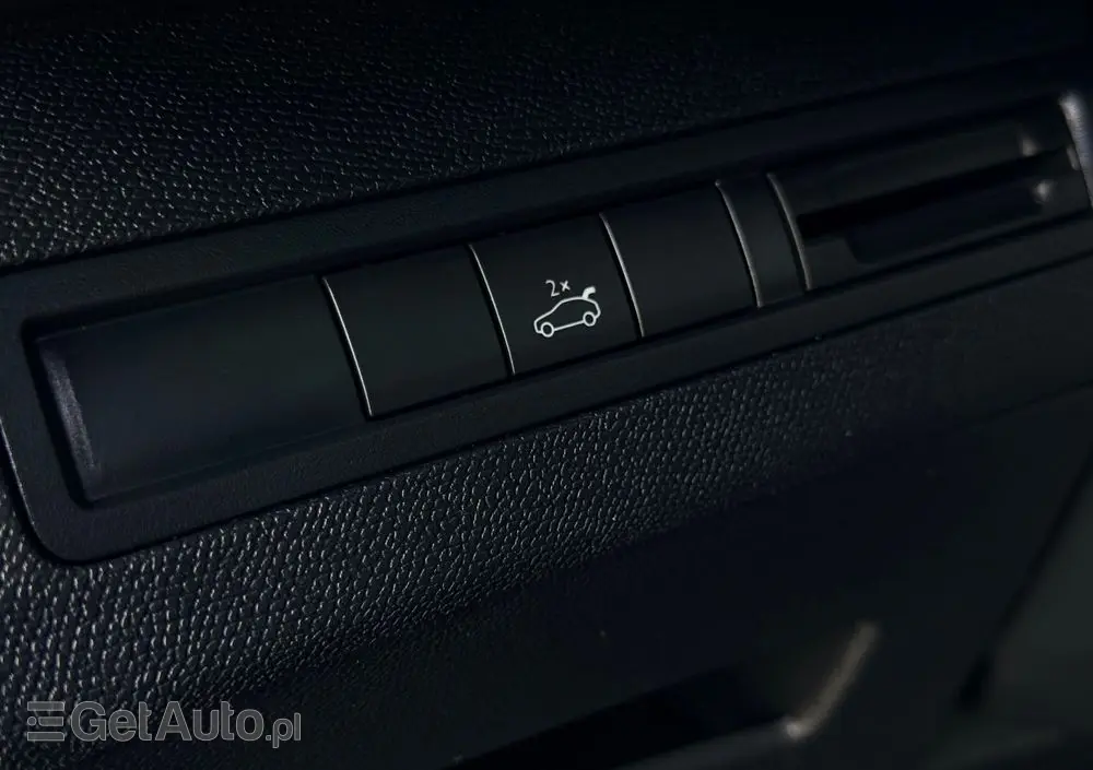 PEUGEOT 3008 BlueHDi 150 Stop & Start Allure