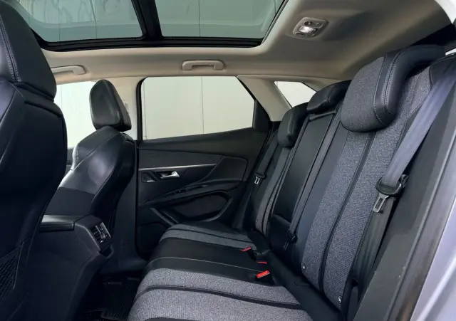 PEUGEOT 3008 BlueHDi 150 Stop & Start Allure