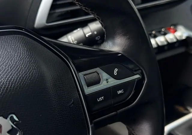 PEUGEOT 3008 BlueHDi 150 Stop & Start Allure