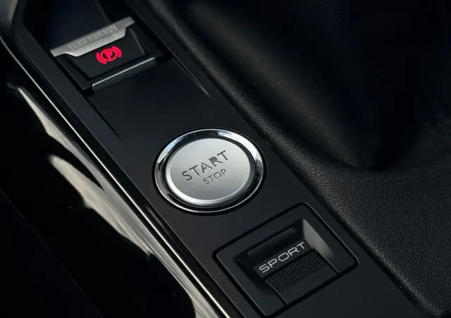 PEUGEOT 3008 BlueHDi 150 Stop & Start Allure