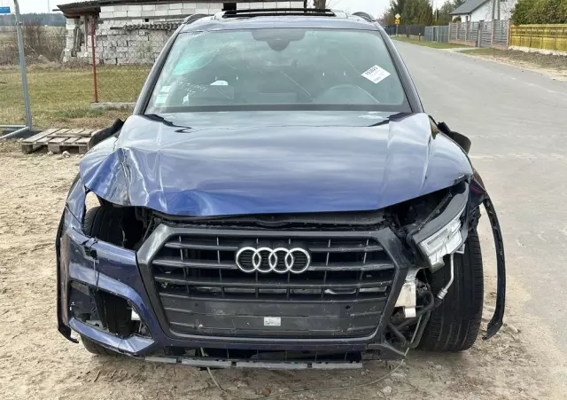 AUDI Q5 35 TDI S tronic S line business