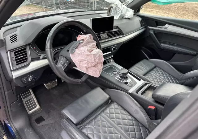 AUDI Q5 35 TDI S tronic S line business