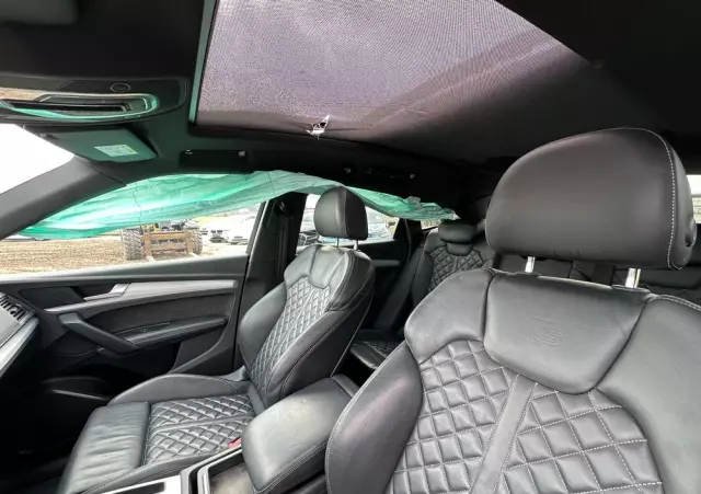 AUDI Q5 35 TDI S tronic S line business