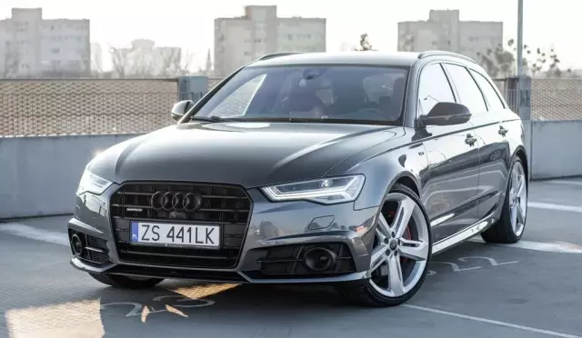 AUDI A6 