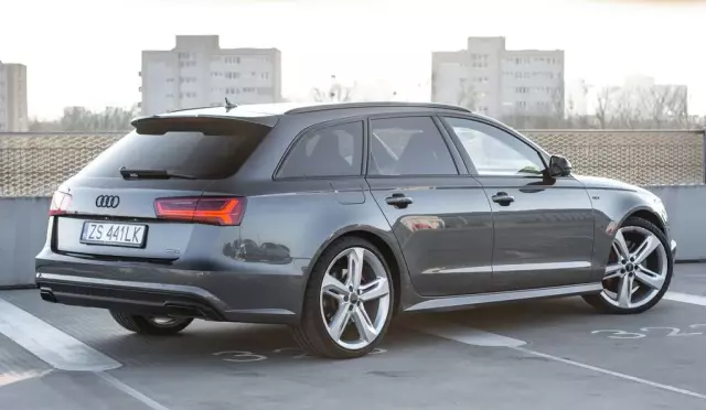 AUDI A6 