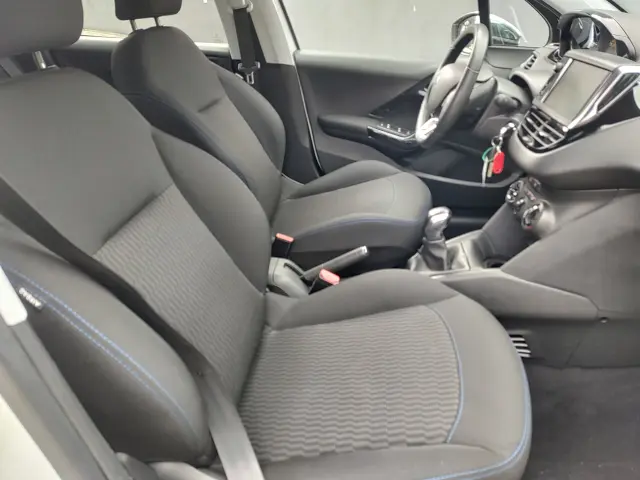 PEUGEOT 208 Active S&S