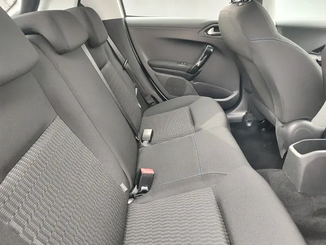 PEUGEOT 208 Active S&S