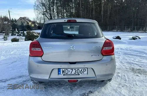 SUZUKI Swift 