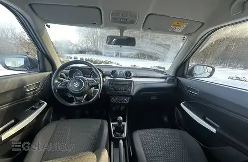 SUZUKI Swift 
