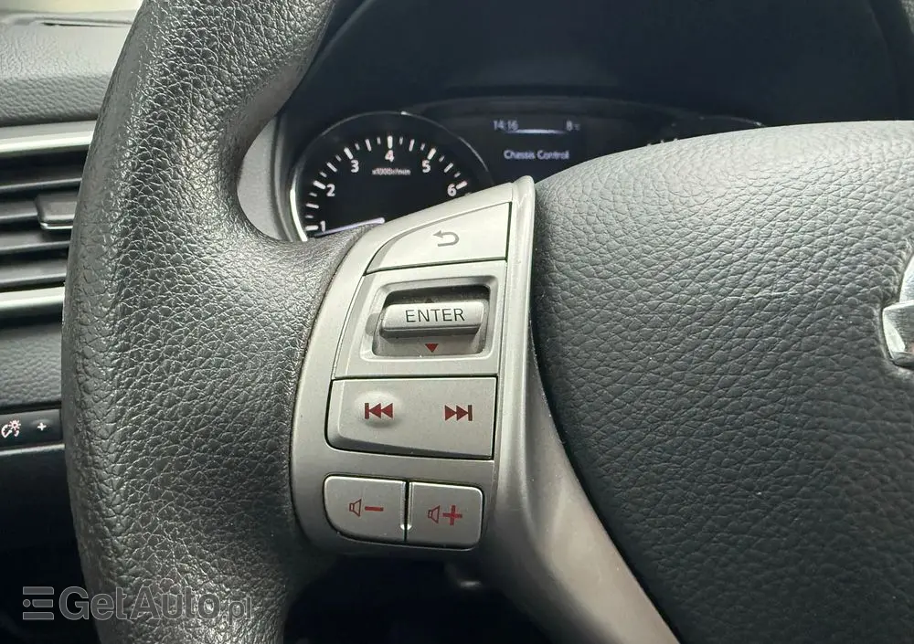 NISSAN Qashqai 1.2 DIG-T N-Tec EU6