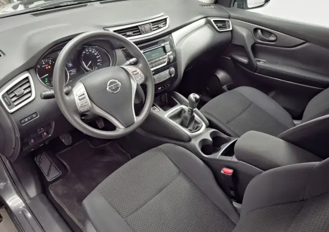 NISSAN Qashqai 1.2 DIG-T N-Tec EU6