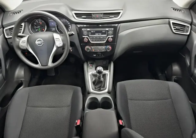 NISSAN Qashqai 1.2 DIG-T N-Tec EU6