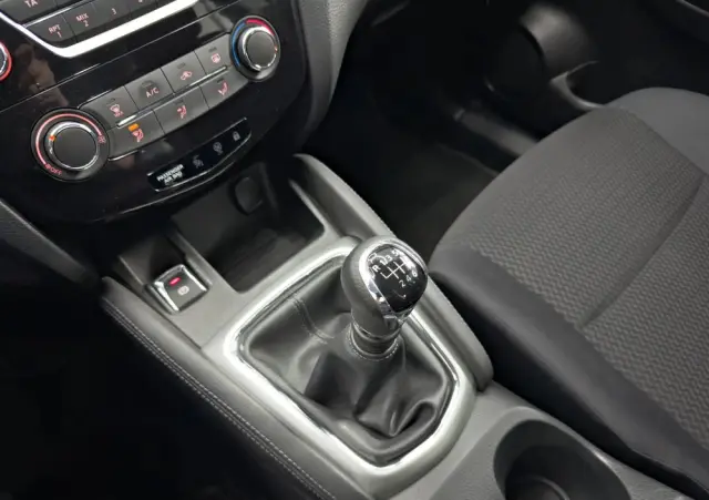 NISSAN Qashqai 1.2 DIG-T N-Tec EU6