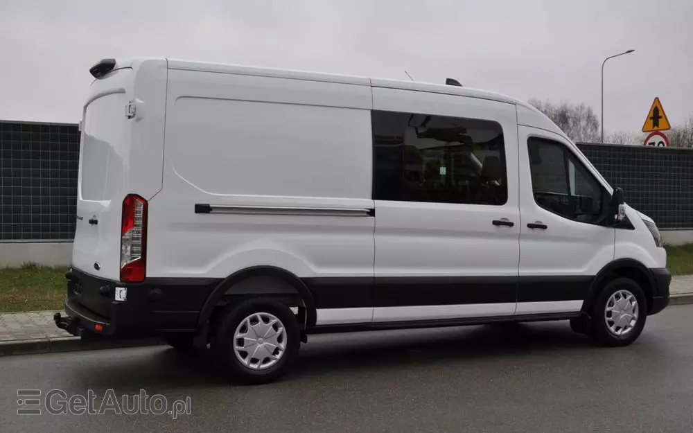 FORD TRANSIT L3H2 DCiV RWD TREND 7os BRYGADOWY FABRYCZNIE NOWY DOSTĘPNY OD RĘKI NA GWARANCJI 
