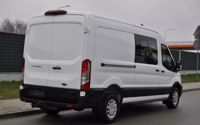 FORD TRANSIT L3H2 DCiV RWD TREND 7os BRYGADOWY FABRYCZNIE NOWY DOSTĘPNY OD RĘKI NA GWARANCJI 