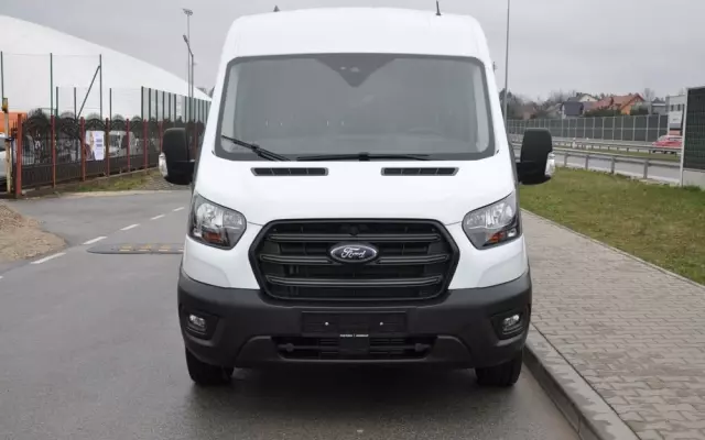 FORD TRANSIT L3H2 DCiV RWD TREND 7os BRYGADOWY FABRYCZNIE NOWY DOSTĘPNY OD RĘKI NA GWARANCJI 