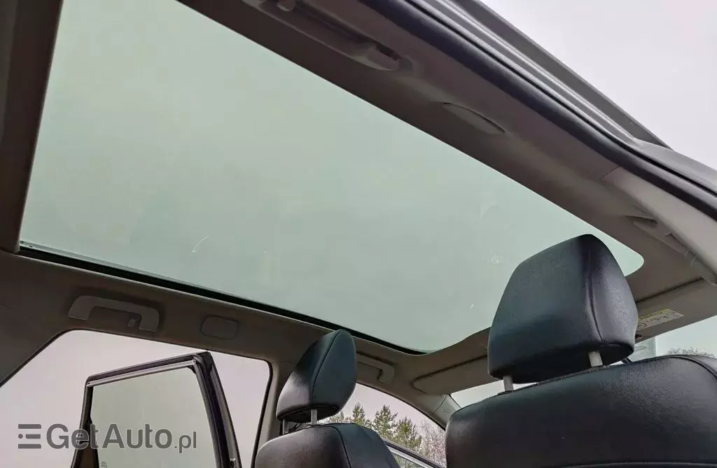 TOYOTA Auris 1.8 VVT-i (136 KM) Hybrid E-CVT