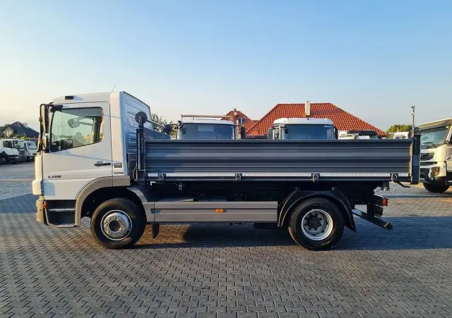 MERCEDES-BENZ Atego 1318 euro-5 Kiper wywrot 