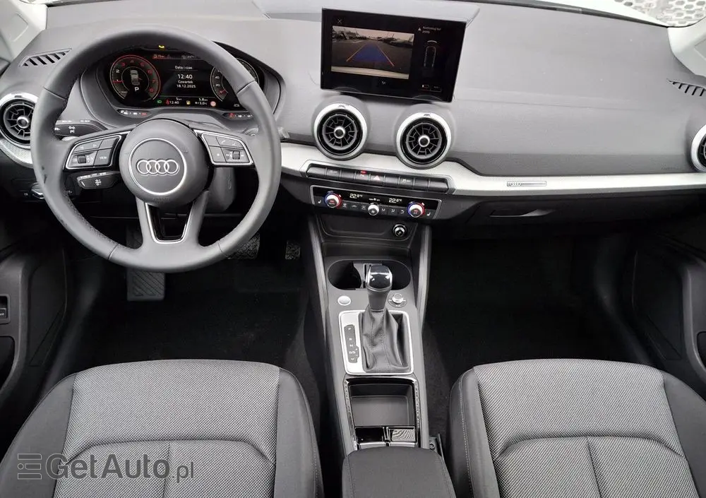 AUDI Q2 