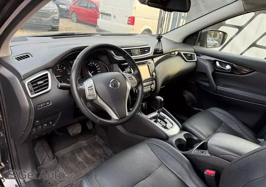 NISSAN Qashqai 1.6 DCi Black Edition Xtronic EU6