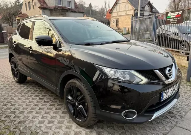 NISSAN Qashqai 1.6 DCi Black Edition Xtronic EU6