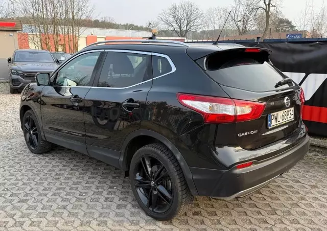 NISSAN Qashqai 1.6 DCi Black Edition Xtronic EU6