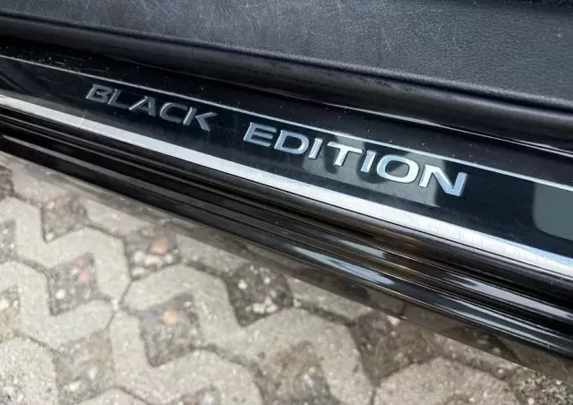 NISSAN Qashqai 1.6 DCi Black Edition Xtronic EU6