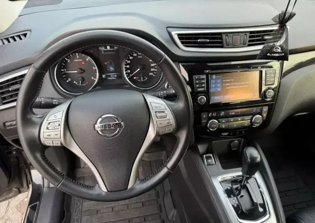 NISSAN Qashqai 1.6 DCi Black Edition Xtronic EU6