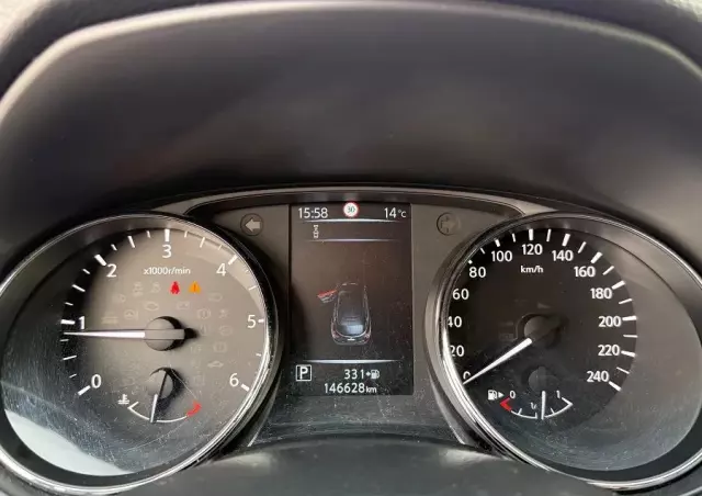 NISSAN Qashqai 1.6 DCi Black Edition Xtronic EU6