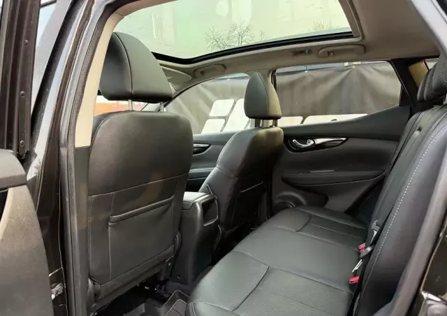 NISSAN Qashqai 1.6 DCi Black Edition Xtronic EU6