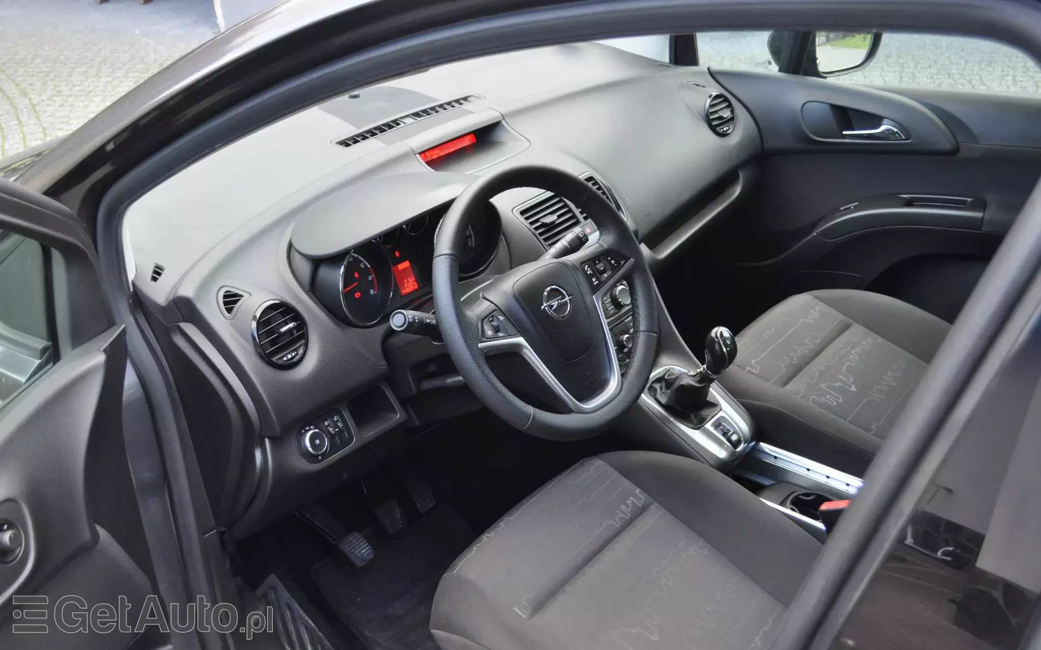 OPEL Meriva 1.4 T Enjoy