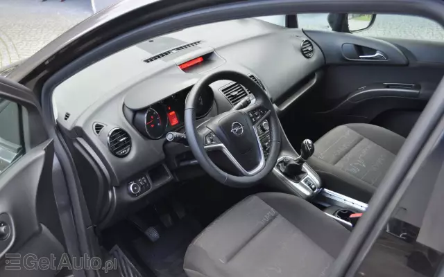 OPEL Meriva 1.4 T Enjoy