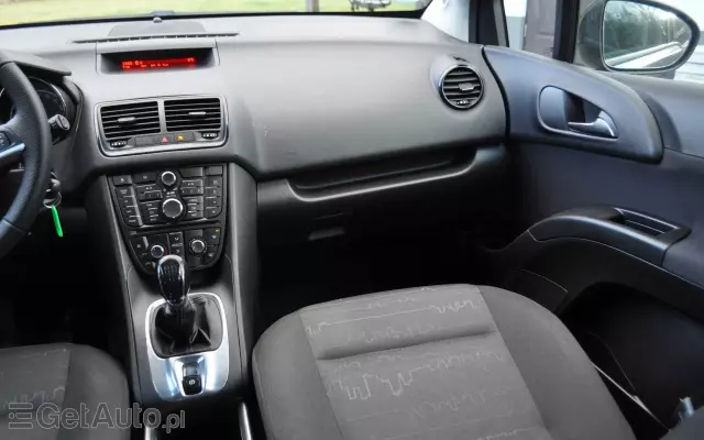 OPEL Meriva 1.4 T Enjoy