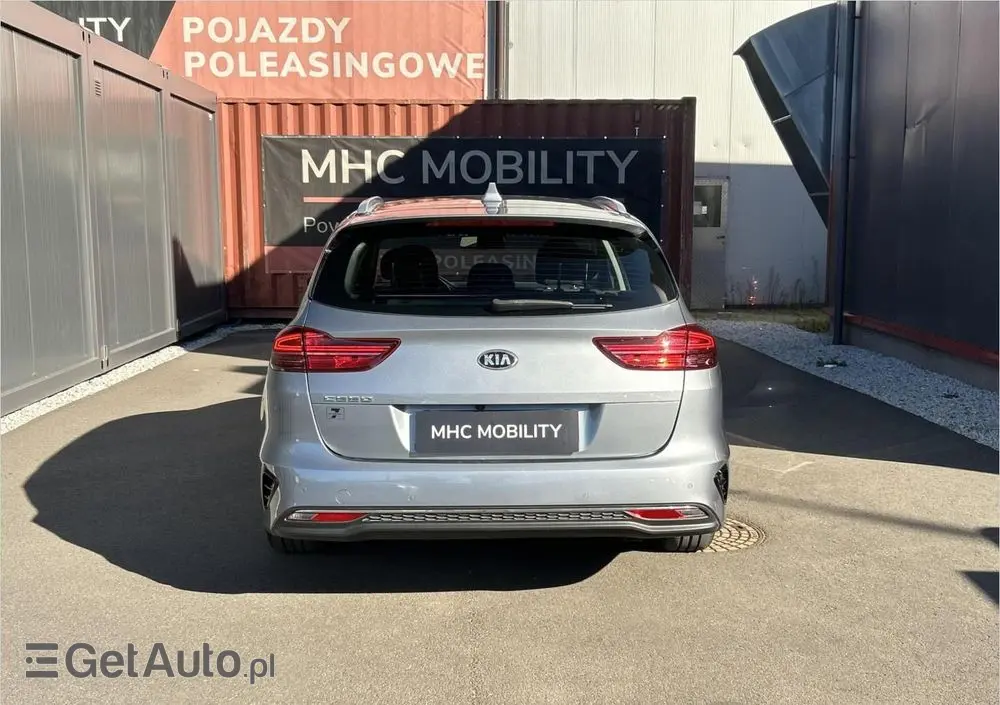 KIA Ceed 1.5 T-GDI M DCT