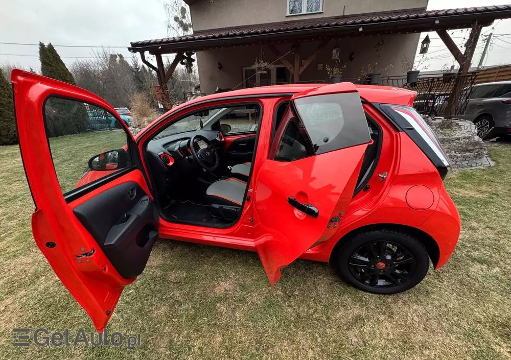TOYOTA Aygo 