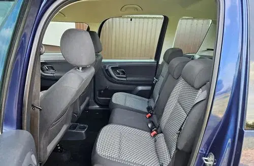 SKODA Roomster 