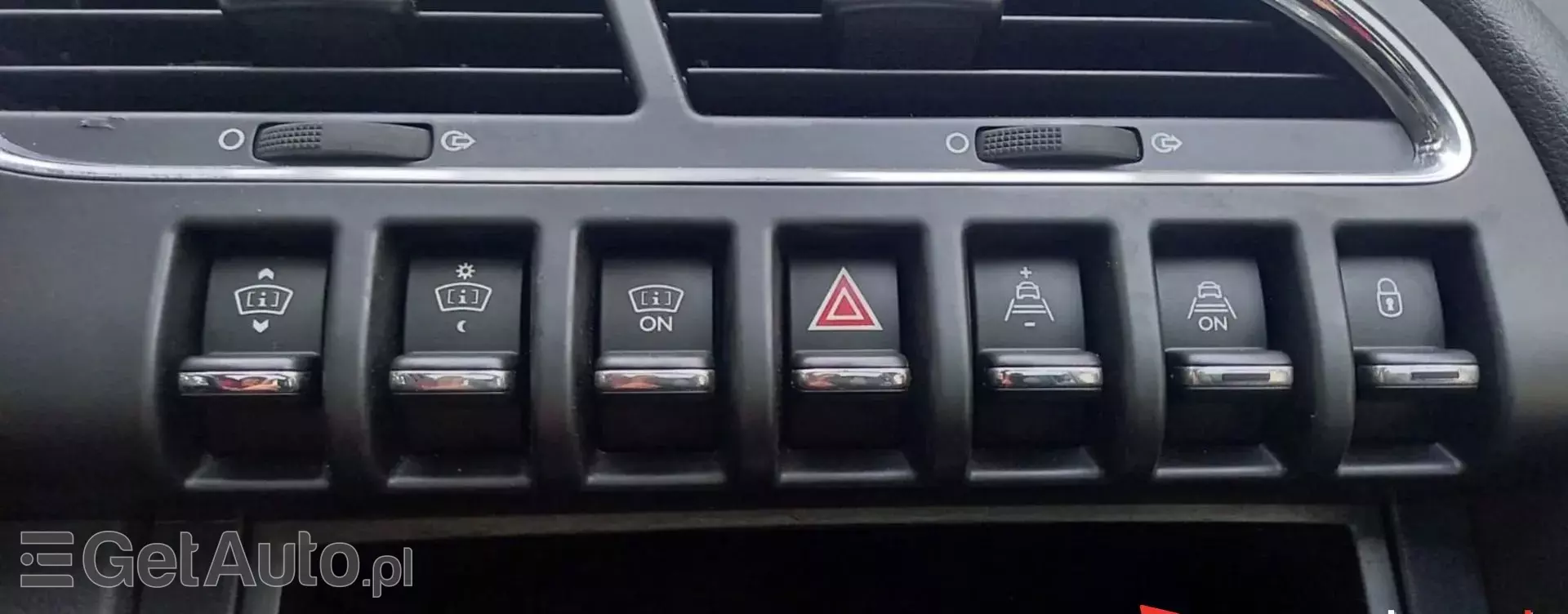 PEUGEOT 3008 1.6 VTI (156 KM)