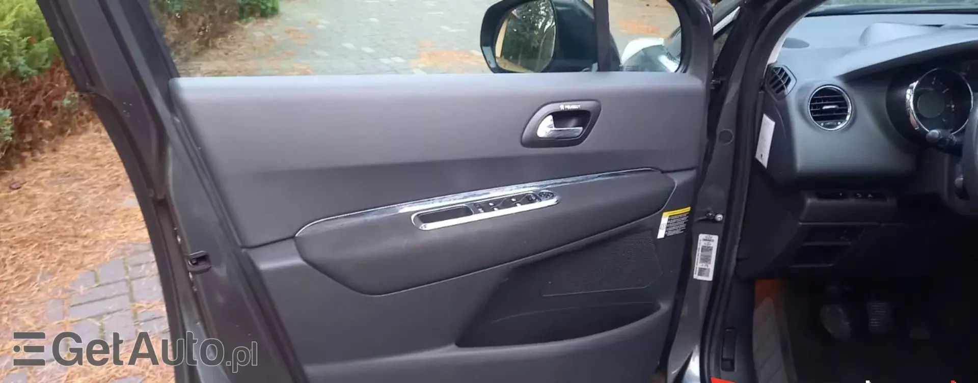 PEUGEOT 3008 1.6 VTI (156 KM)