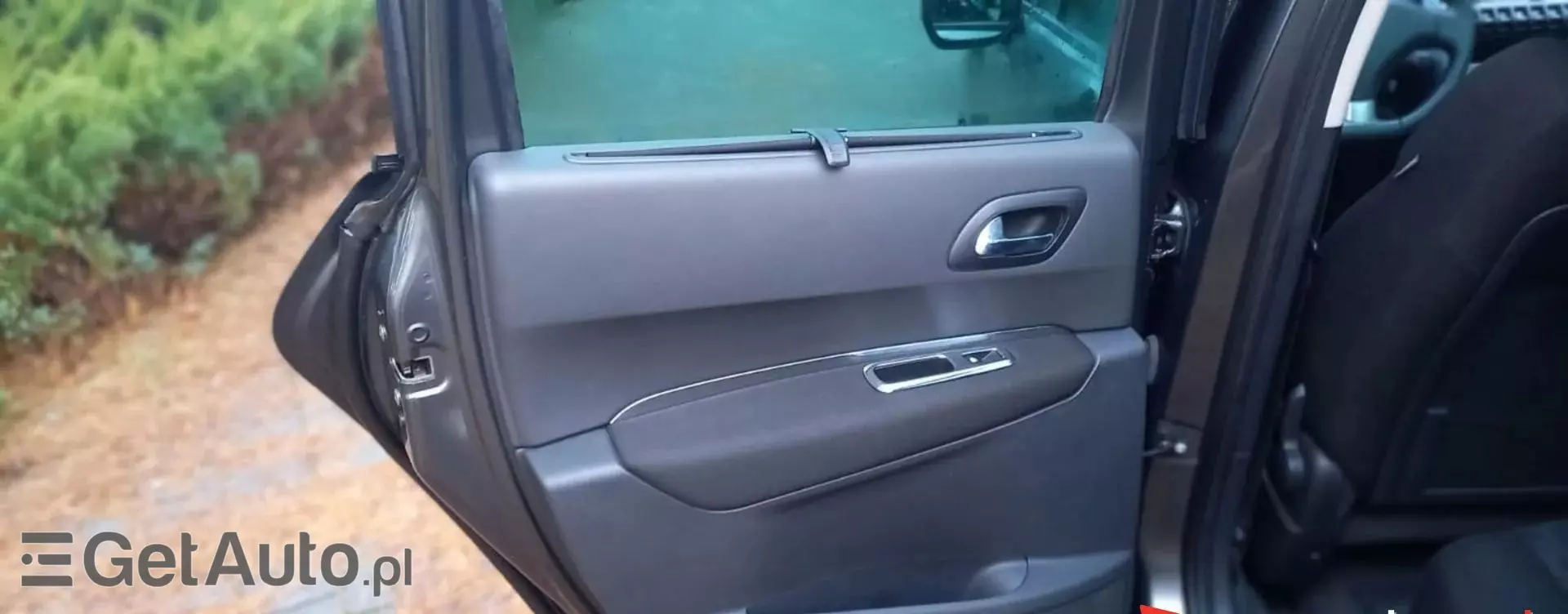 PEUGEOT 3008 1.6 VTI (156 KM)