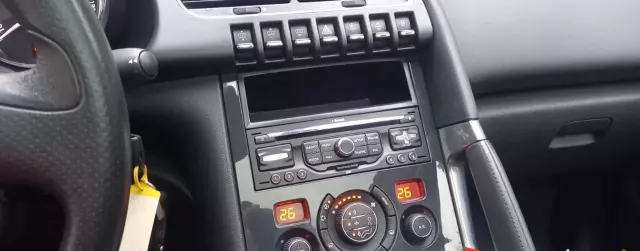 PEUGEOT 3008 1.6 VTI (156 KM)