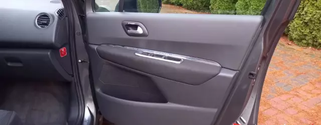 PEUGEOT 3008 1.6 VTI (156 KM)