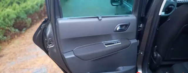 PEUGEOT 3008 1.6 VTI (156 KM)