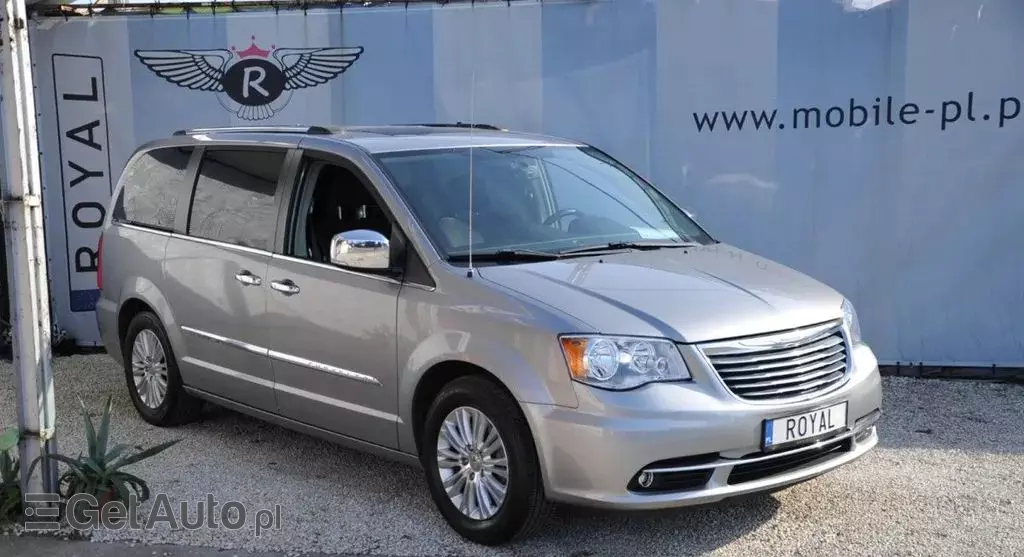 CHRYSLER Town & Country 