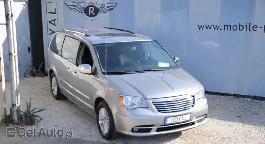 CHRYSLER Town & Country 