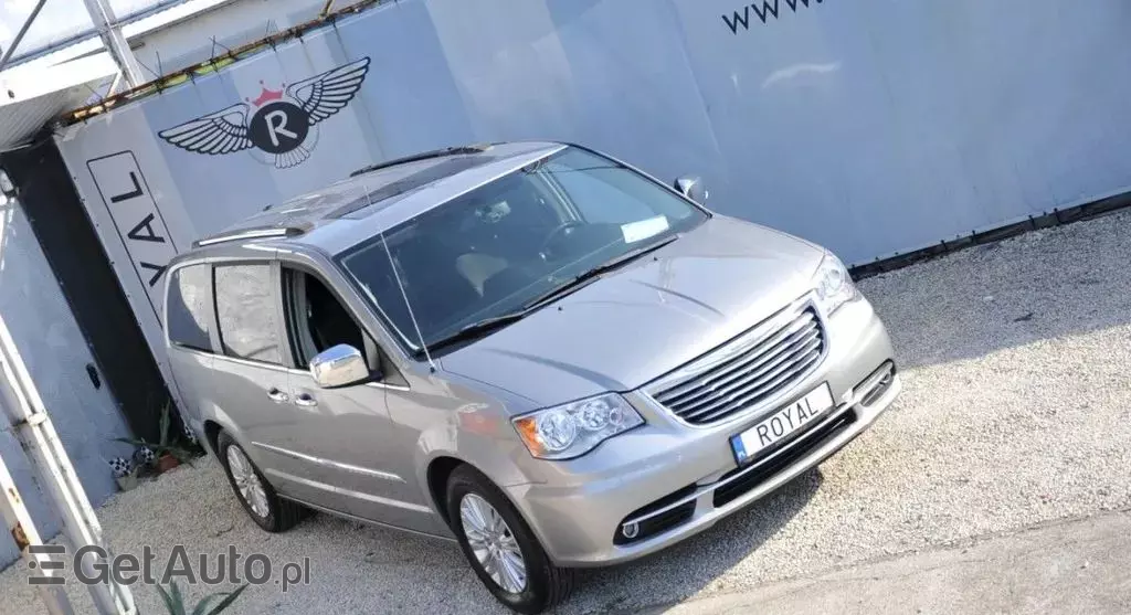 CHRYSLER Town & Country 