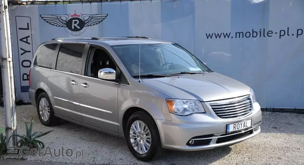 CHRYSLER Town & Country 