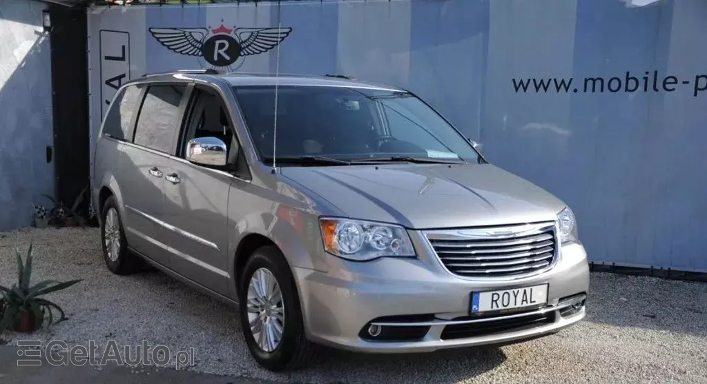 CHRYSLER Town & Country 