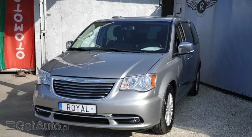 CHRYSLER Town & Country 