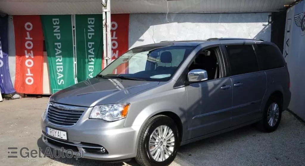 CHRYSLER Town & Country 